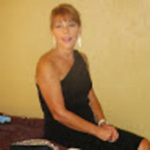Meet your Posher, Roxanne